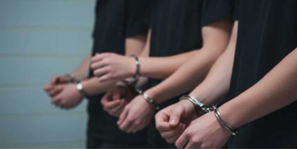 ¿13 o 14 años? El gobierno oficializó el pedido para bajar la edad de imputabilidad