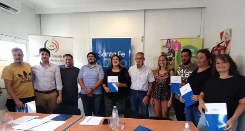 Cr&eacute;ditos a peque&ntilde;os apicultores  