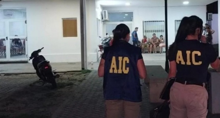 Santo Tom&eacute;: se enfrentaron a tiros y mataron a un vecino que tomaba mate en la vereda