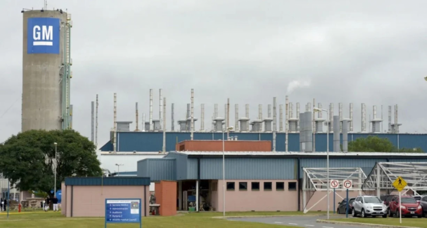 General Motors anunció que frena su producción hasta marzo