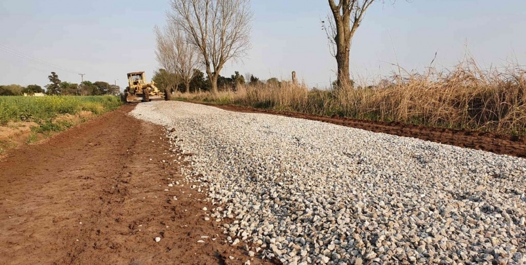 Caminos Productivos: Monigotes ejecuta una obra estratégica de conectividad rural