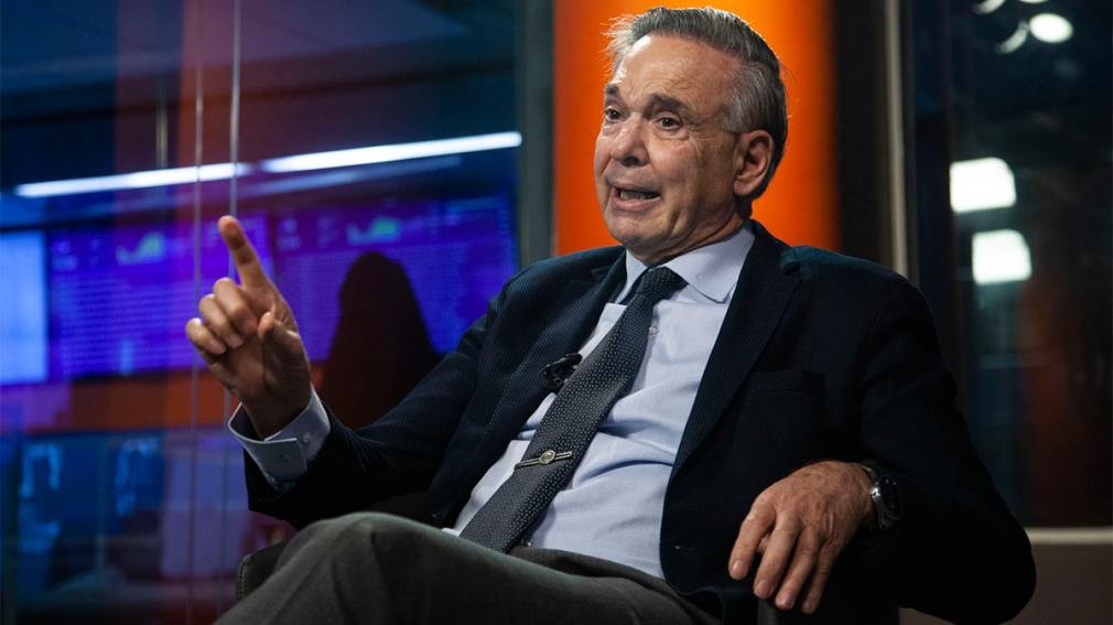 Pichetto cargó contra el Gobierno y habló de “ejecutar un plan deliberado” para destruir la industria