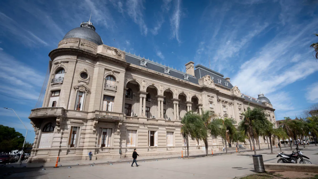 Convocatoria a paritarias: el Gobierno de Santa Fe llama a los gremios para el miércoles