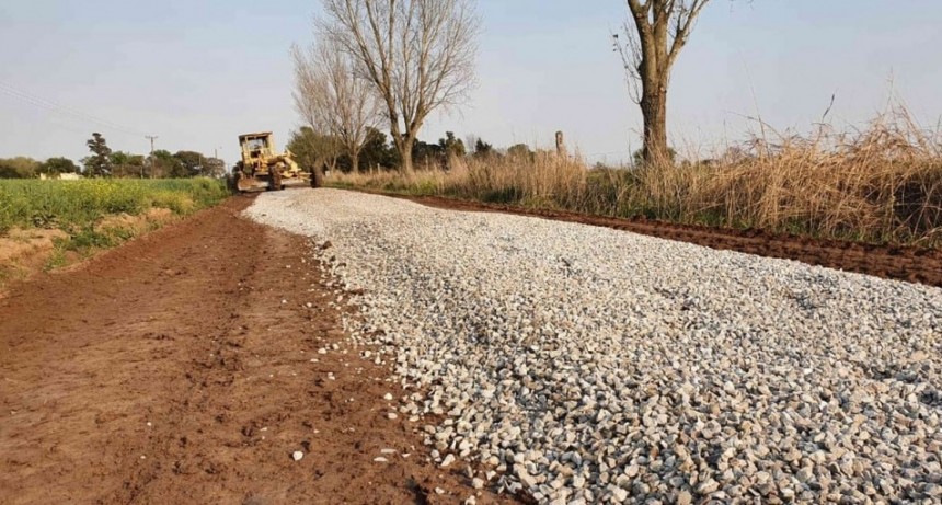 Caminos Productivos: Monigotes ejecuta una obra estratégica de conectividad rural