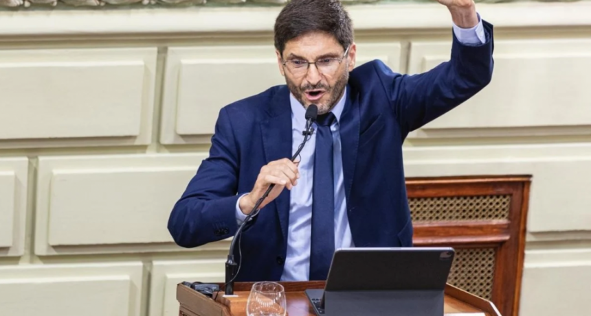 &iquest;Qu&eacute; mensaje dej&oacute; Pullaro al sector productivo santafesino?