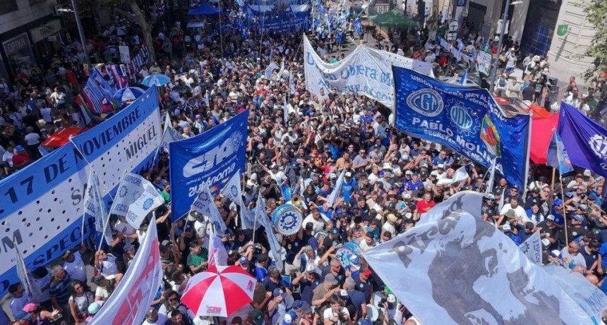 Reforma laboral: el Gobierno descontará el día a estatales que adhieran al paro