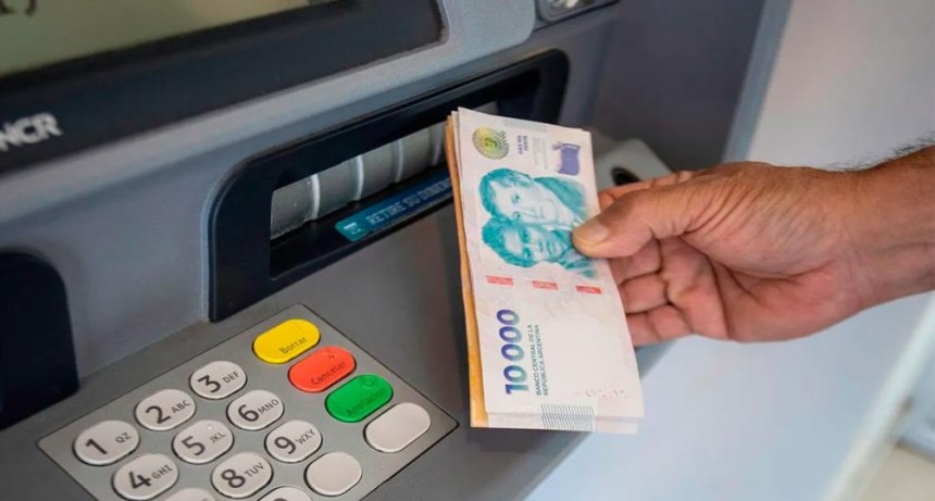 Este es el cronograma de pago de sueldos de la administración pública que cobrará con el 42,4% de aumento