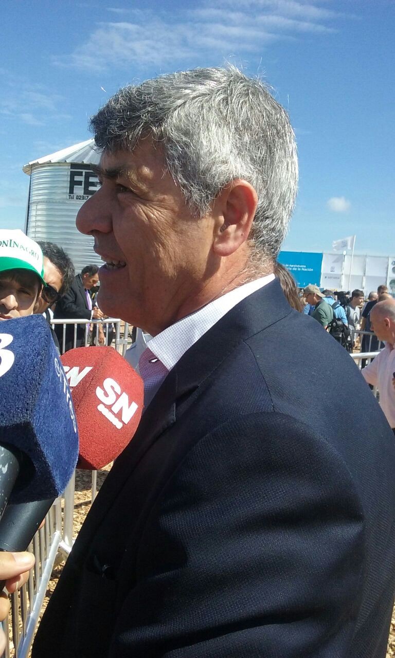 EL MINISTRO NACIONAL  RECORRIO LA MUESTRA Y SE MOSTRO OPTIMISTA PARA EL FUTURO DEL AGRO