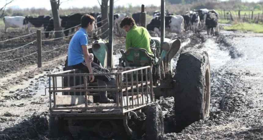 Jornada de capacitaci&oacute;n en riesgos, producci&oacute;n y sustentabilidad del agro