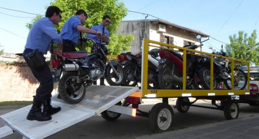 Santa Fe: enviar&aacute;n a compactaci&oacute;n mil motos secuestradas por la polic&iacute;a