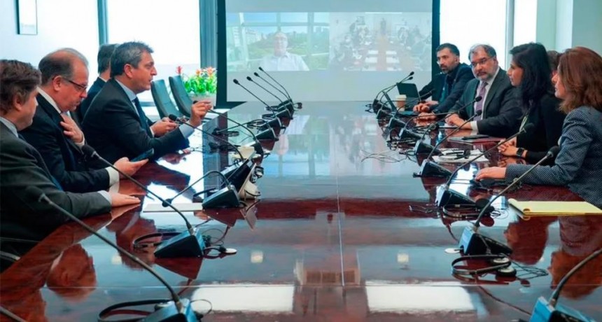 Sergio Massa mantuvo una reuni&oacute;n clave con el FMI y se encamina el aval final a la revisi&oacute;n del 2022