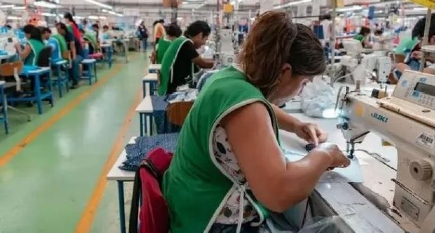 La UIA reprobó la baja de impuestos a la importación de productos textiles