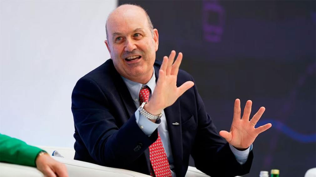 Sturzenegger celebr&oacute; la aprobaci&oacute;n de una nueva vacuna contra la fiebre aftosa y habl&oacute; de &ldquo;una batalla moral&rdquo;