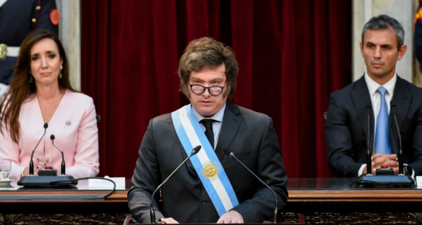 Javier Milei consolida triunfos políticos, pero la economía le pasa facturas