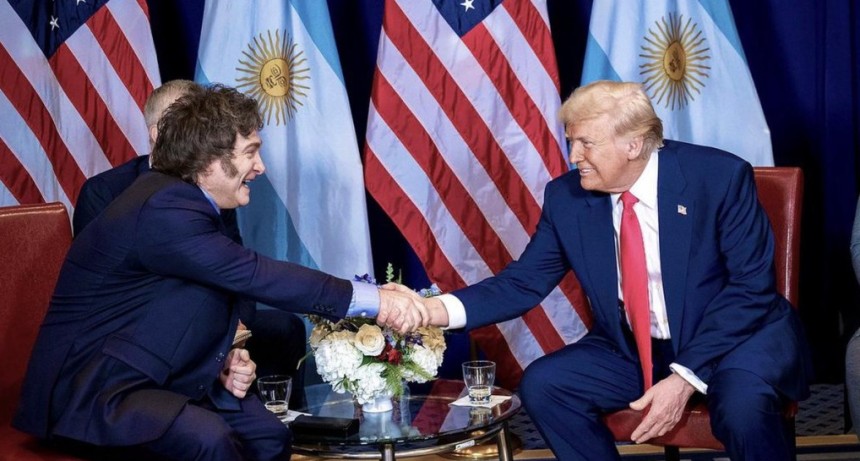 Milei viaja a EE.UU. para participar de cumbre con Trump en plena tensi&oacute;n b&eacute;lica