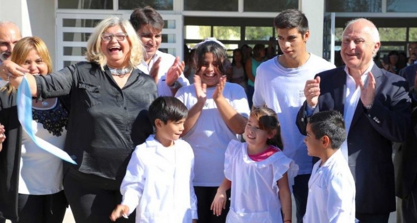 Quedó inaugurado el nuevo edificio del Núcleo Rural de la Escuela N° 2349 en Esteban Rams 