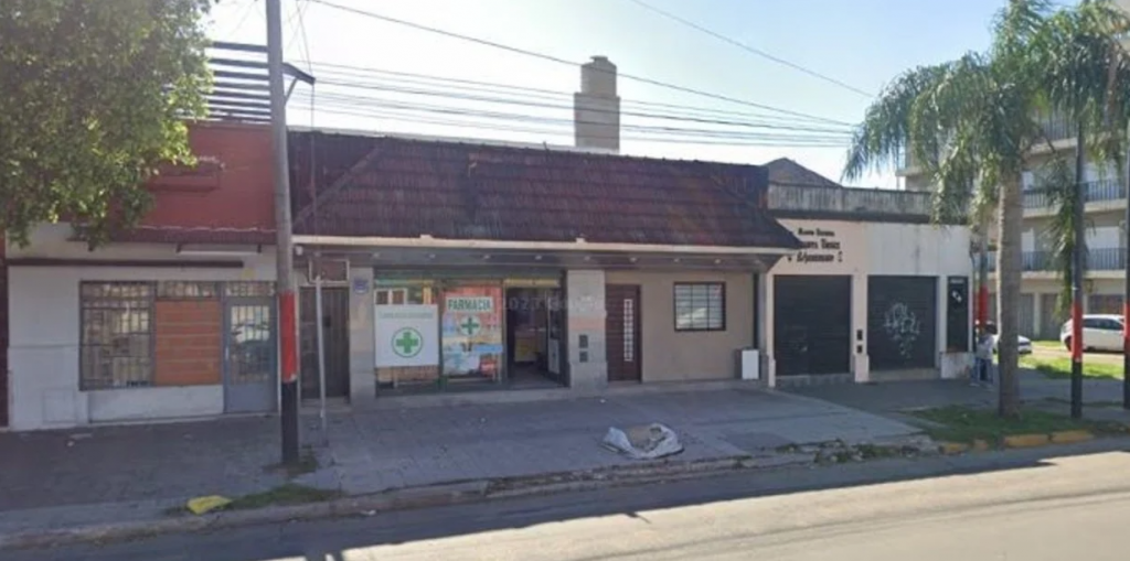 Balearon una farmacia en Rosario: un hombre ingresó y disparó más de diez veces