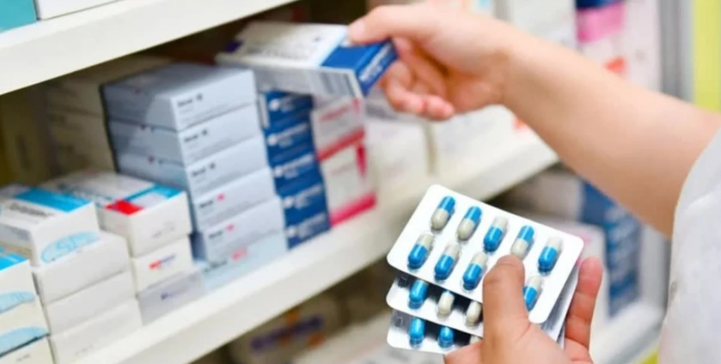 La Anmat evalúa la venta libre de 22 medicamentos: ¿cuáles son?