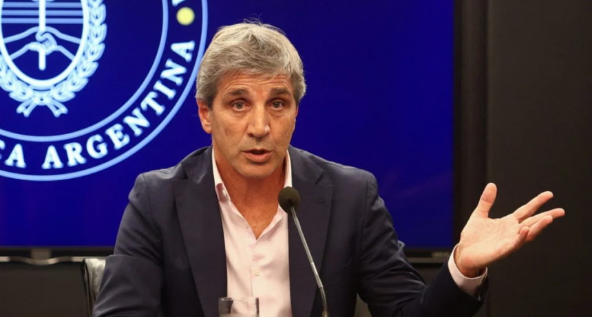 Luis Caputo dijo que la inflación de marzo va a estar en torno al 10%