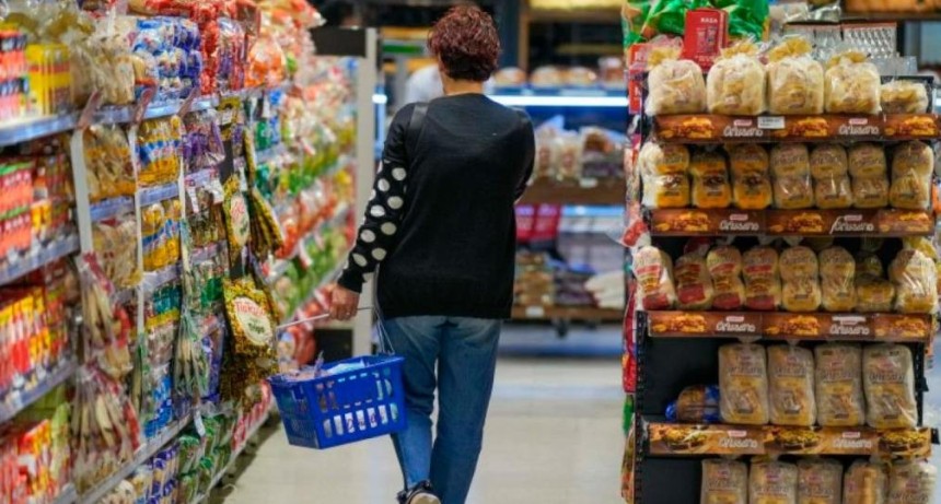 La canasta b&aacute;sica aument&oacute; 2,6% en marzo y una familia necesit&oacute; m&aacute;s de $1.430.000 para no ser pobre