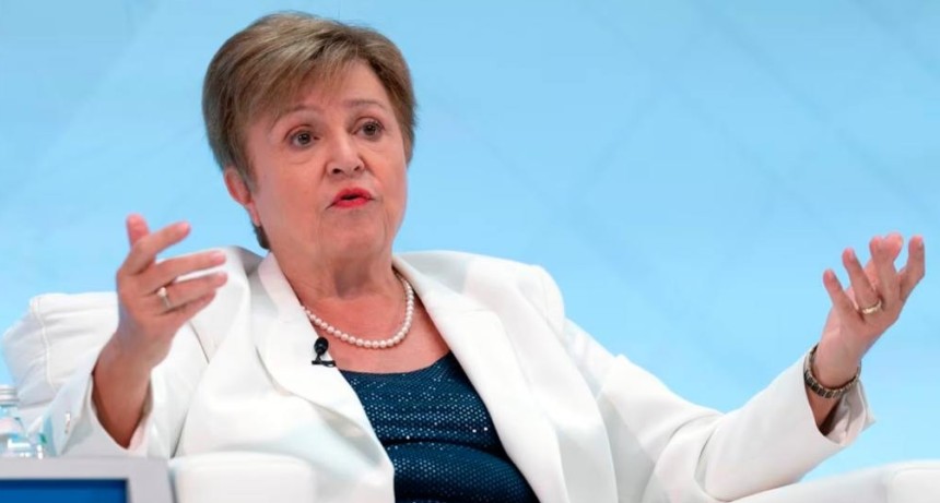 Menos crecimiento y m&aacute;s inflaci&oacute;n: el FMI ajust&oacute; sus pron&oacute;sticos para Argentina