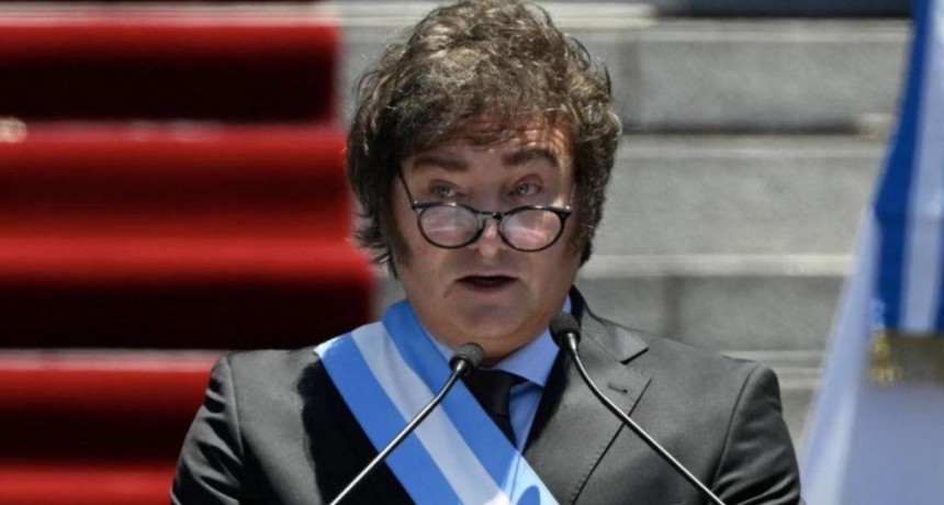 Micro, Adorni e internas: el gobierno no logra retomar la iniciativa