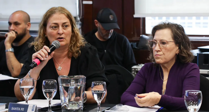 Duras cr&iacute;ticas de Santa Fe contra Naci&oacute;n: 