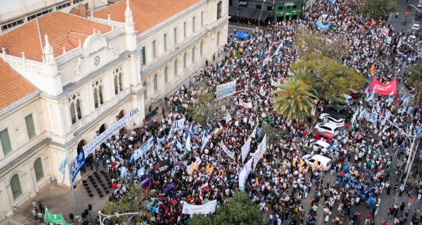 Convocan a una cuarta Marcha Federal Universitaria por el incumplimiento de la ley de financiamiento