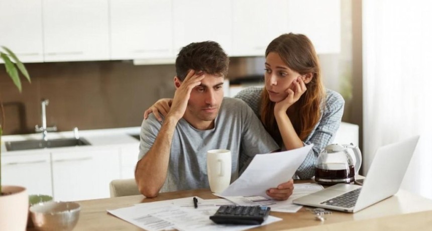 Sin respiro: la morosidad en familias creci&oacute; por 16&deg; mes consecutivo en febrero