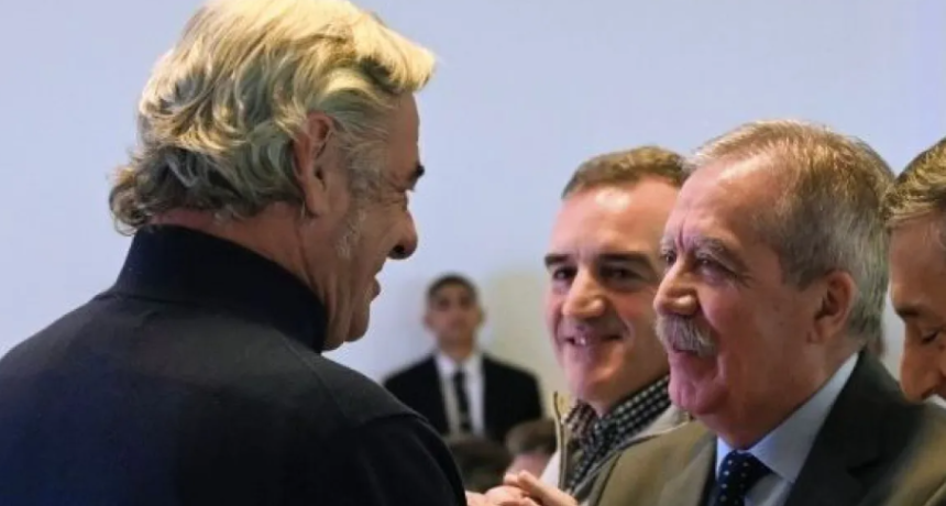 Su&aacute;rez reafirm&oacute; el apoyo al campo en un encuentro con la Sociedad Rural en Quimil&iacute;