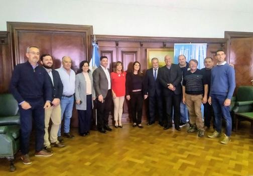 Gasoducto Néstor Kirchner: Lewandowski y Frana junto a jefes comunales se reunieron con el equipo técnico de Energía