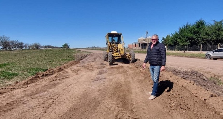 Programa de la Provincia para la construcci&oacute;n de trazas rurales