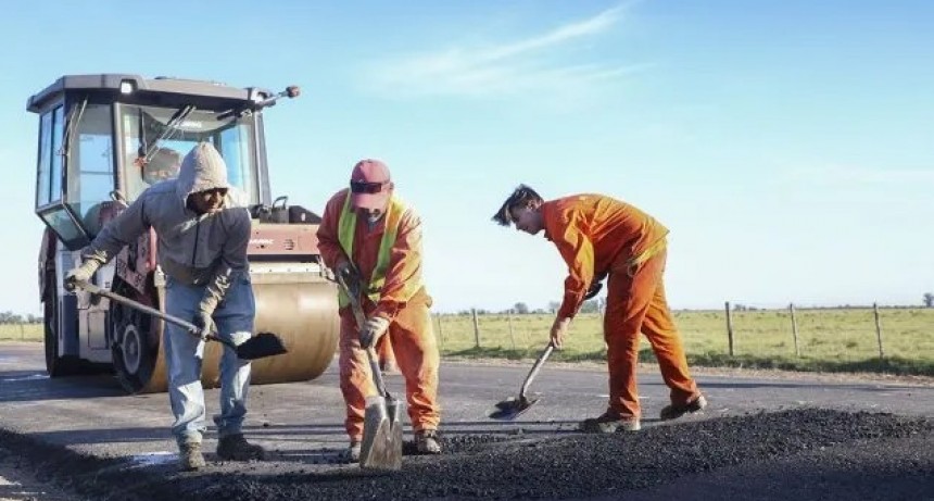 Faltan fondos para las obras de Nación y provincia y disminuyen el personal