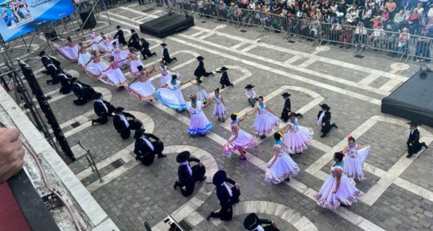El 25 de Mayo cae sábado: ¿se traslada ese feriado?