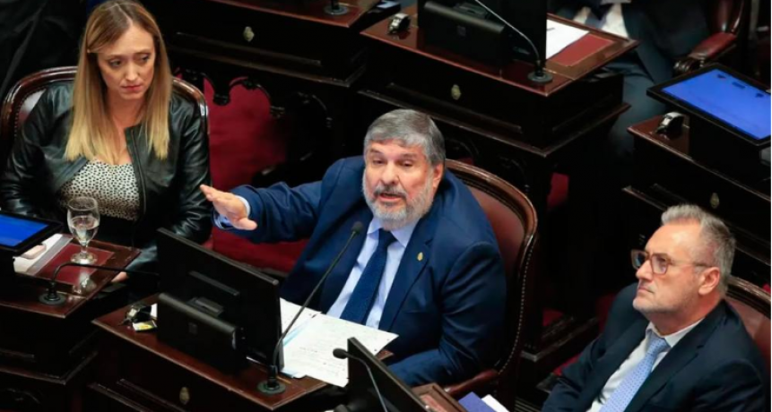 El kirchnerismo busca meter presión a los gobernadores y que siga retrasándose el dictamen de la Ley Bases
