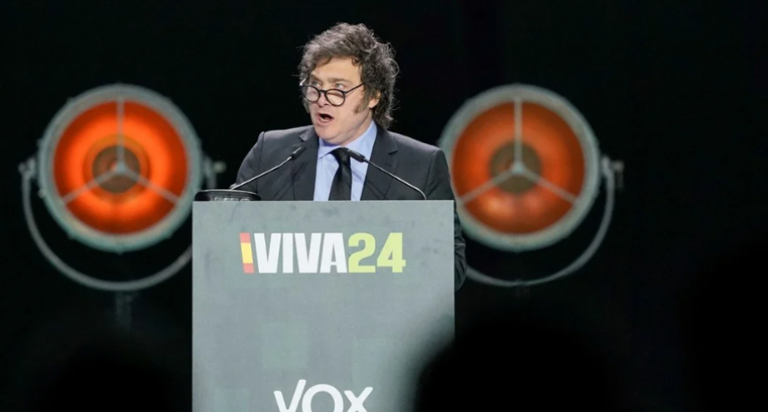 El intendente Ruiz anunció el aumento salarial del 60% y bono de $300 mil para los municipales de Clodomira