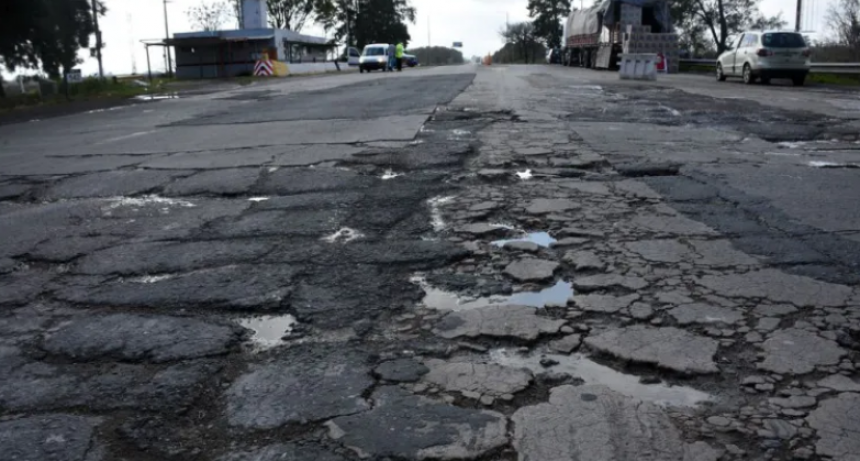 CUANTOS PUENTES O KILÓMETROS DE RUTA SE PUEDEN CONSTRUIR CON LOS DÓLARES QUE SE VAN EN RETENCIONES