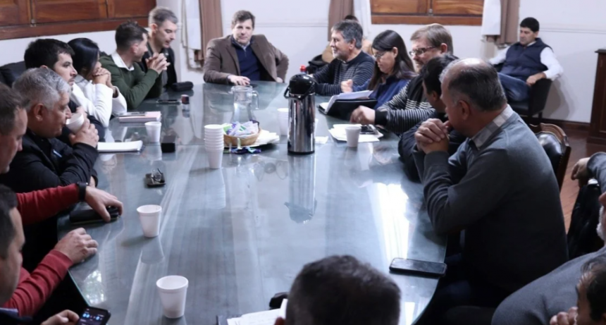 Paritaria municipal: hubo acuerdo entre Festram y los gobiernos locales
