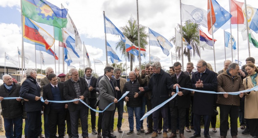 Con el corte de cintas, comenzaron las NACIONALES en Corrientes