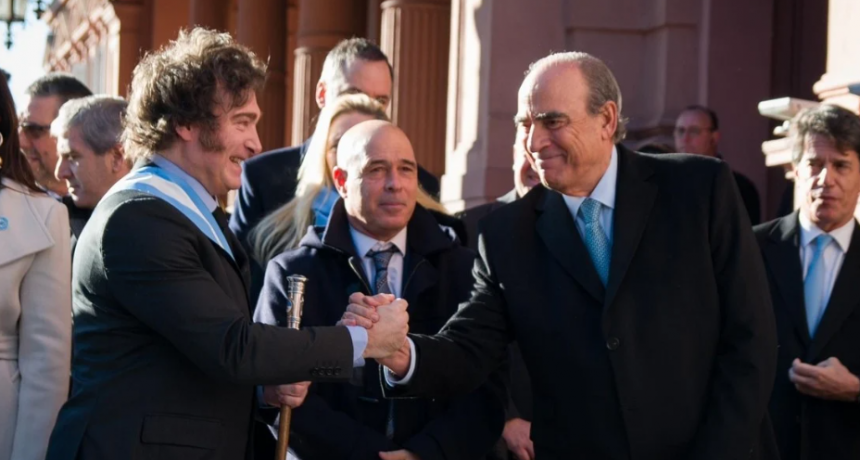 Los entretelones de la llegada de Francos a la jefatura de Ministros y la salida de Posse del gobierno