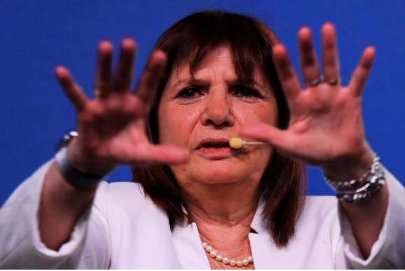 El pase de Bullrich profundiza la pelea entre Milei y Macri y la LLA y el PRO