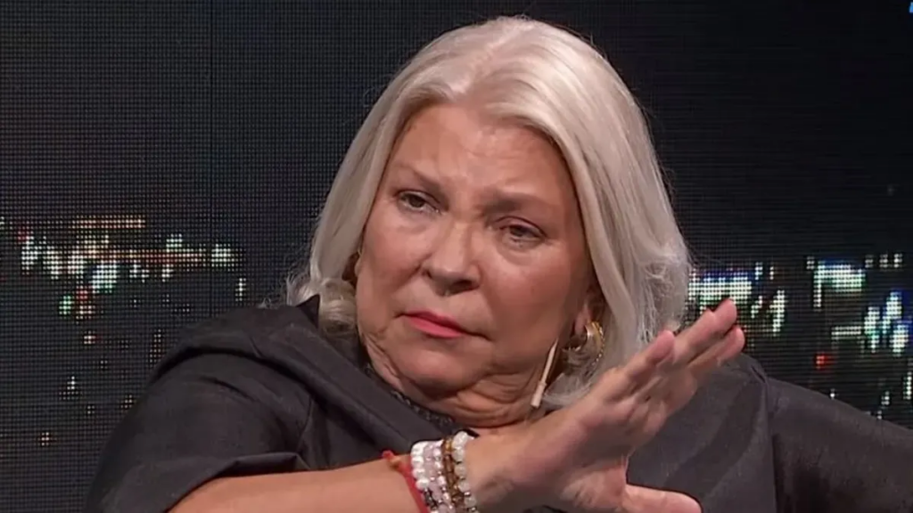 El fuerte mensaje de Elisa Carrió a Luis Caputo por la crisis en el hospital Garrahan: 