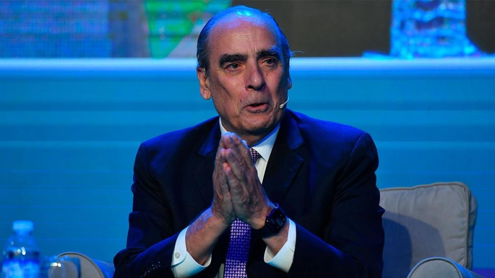 Francos: “Queremos que los argentinos usen sus dólares sin miedo a que les revisen el patrimonio”