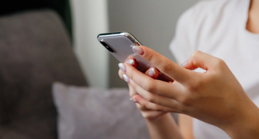 El gobierno eliminará aranceles a la importación de teléfonos celulares