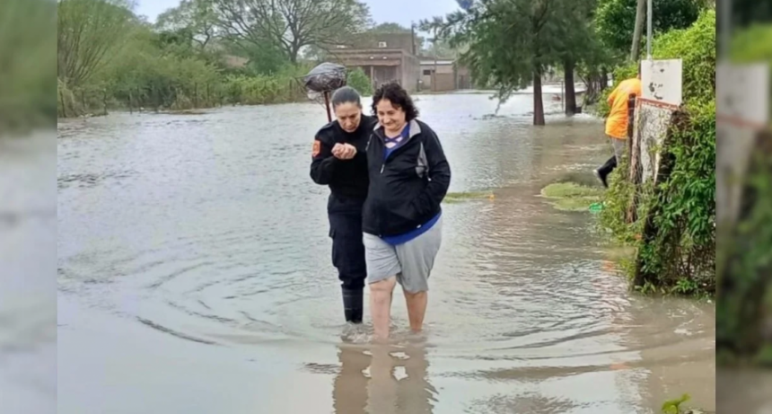 Vera vive uno de los peores momentos de su historia, entre la inundación y la solidaridad