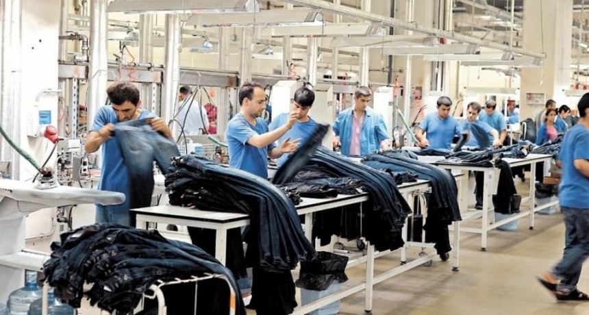 Brasil lanza un programa de política industrial por U$S 53.000 millones