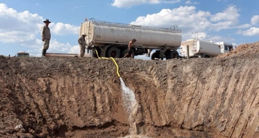 La provincia destina más de $90 millones a productores de los departamentos 9 de Julio y Vera afectados por la sequía