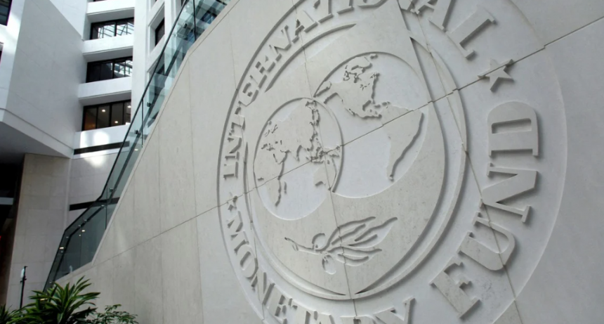 El FMI libera US$ 800 millones a la Argentina, tras el visto bueno a una revisión del acuerdo