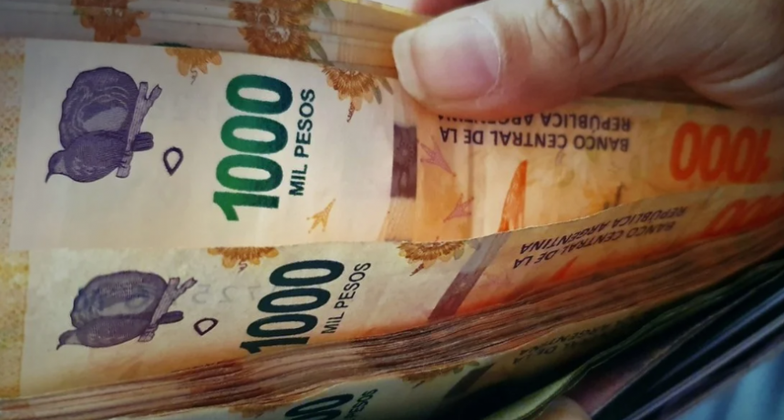 En abril, los salarios volvieron a ganarle a la inflación por primera vez en ocho meses