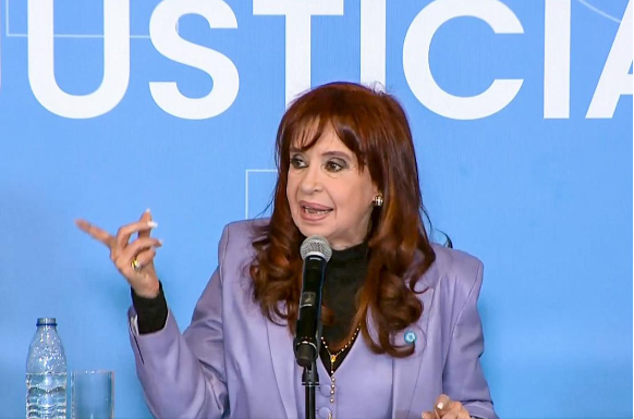 Expresidentes en el banquillo: ¿justicia o política?